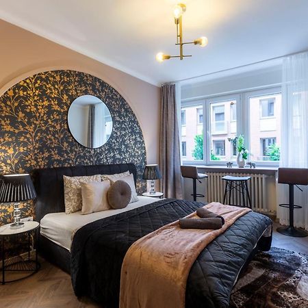 Stylish Quentin Apartment In The King Street Budapest Ngoại thất bức ảnh