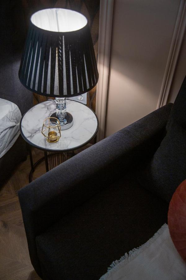 Stylish Quentin Apartment In The King Street Budapest Ngoại thất bức ảnh
