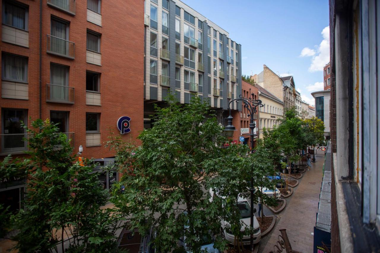 Stylish Quentin Apartment In The King Street Budapest Ngoại thất bức ảnh