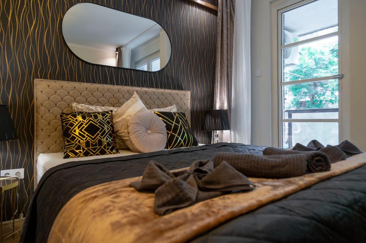 Stylish Quentin Apartment In The King Street Budapest Ngoại thất bức ảnh